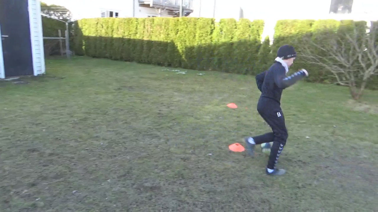 6 Triksing - medtak innside høyre.MP4